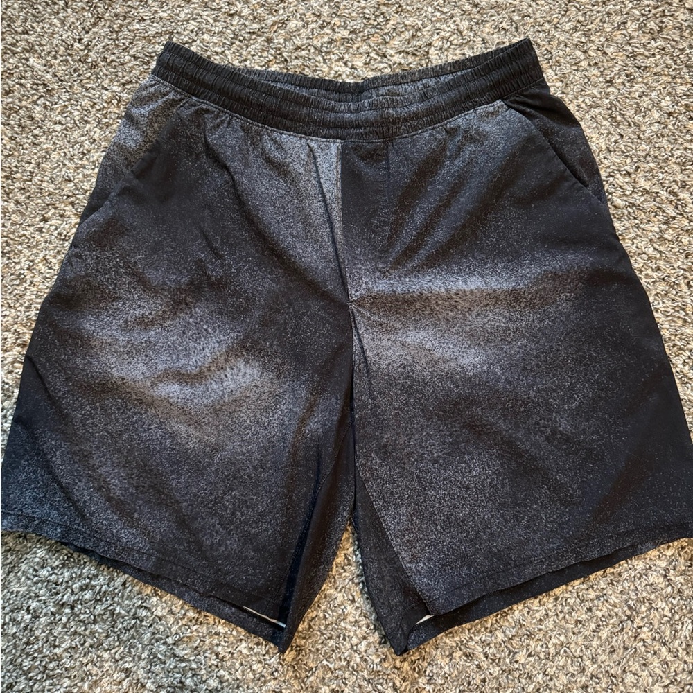 Lululemon Men’s Linerless Shorts 9”